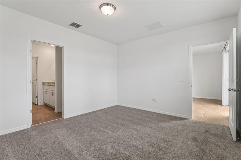 For Sale: $272,050 (3 beds, 2 baths, 1269 Square Feet)