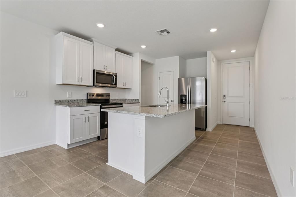 For Sale: $272,050 (3 beds, 2 baths, 1269 Square Feet)