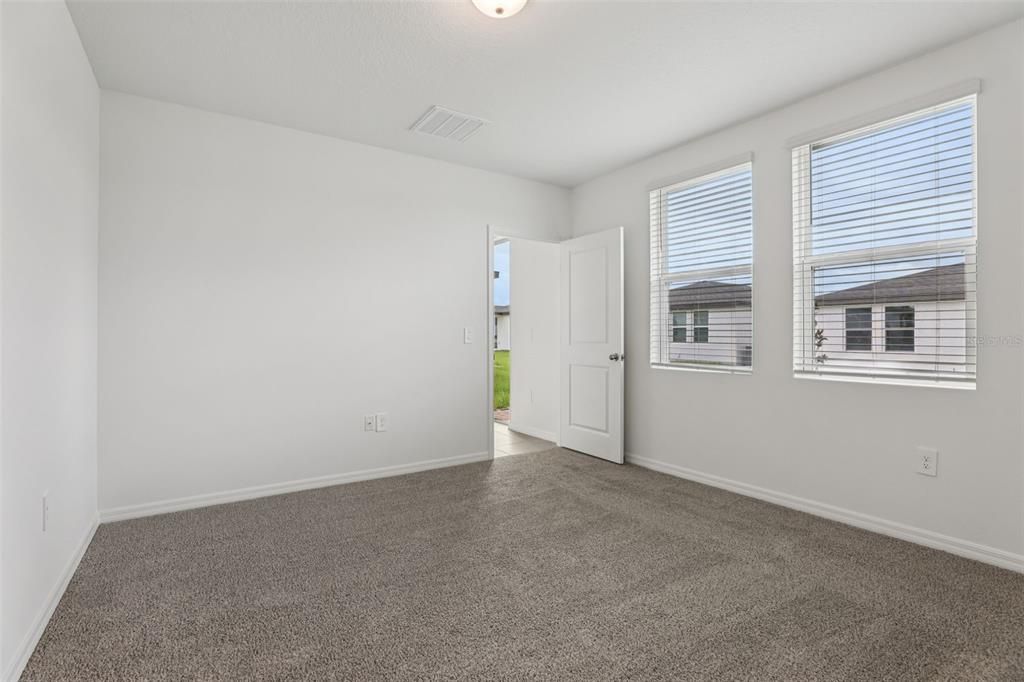 For Sale: $272,050 (3 beds, 2 baths, 1269 Square Feet)