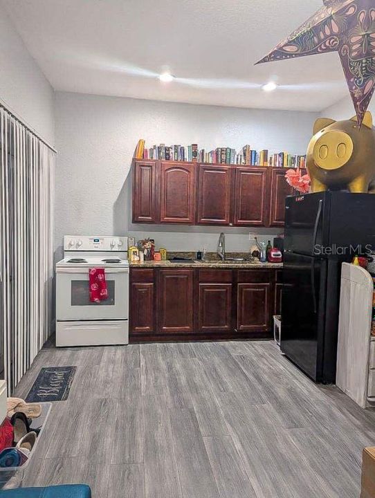 For Sale: $479,990 (4 beds, 3 baths, 1606 Square Feet)