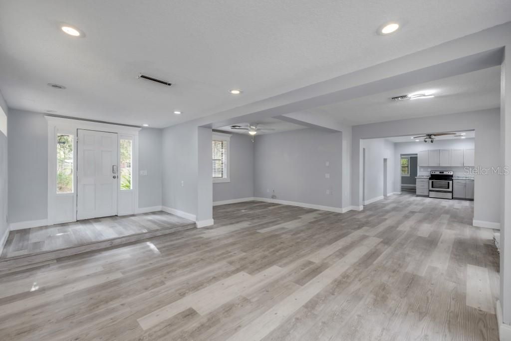 For Sale: $479,990 (4 beds, 3 baths, 1606 Square Feet)