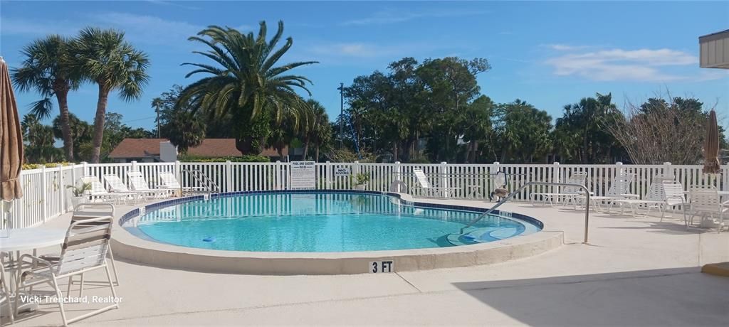 For Rent: $2,300 (2 beds, 2 baths, 1025 Square Feet)