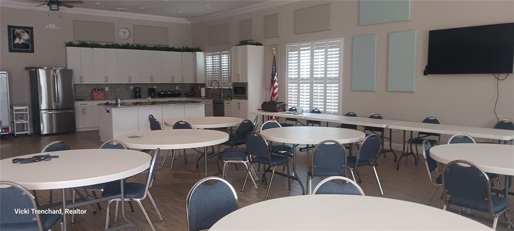 For Rent: $2,300 (2 beds, 2 baths, 1025 Square Feet)