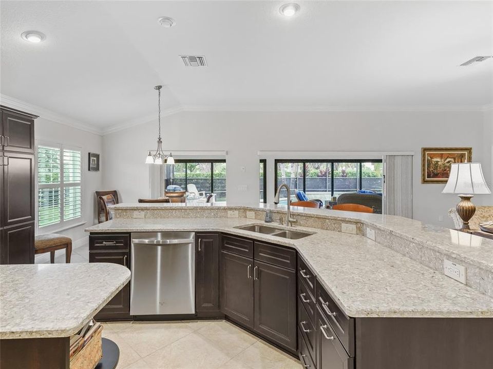 Active With Contract: $875,000 (4 beds, 2 baths, 2606 Square Feet)