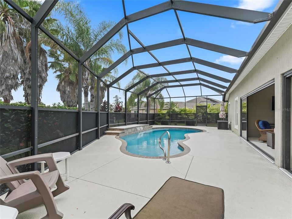 Active With Contract: $875,000 (4 beds, 2 baths, 2606 Square Feet)