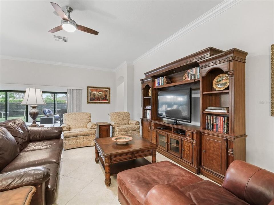 Active With Contract: $875,000 (4 beds, 2 baths, 2606 Square Feet)