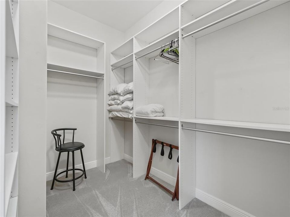 Active With Contract: $875,000 (4 beds, 2 baths, 2606 Square Feet)