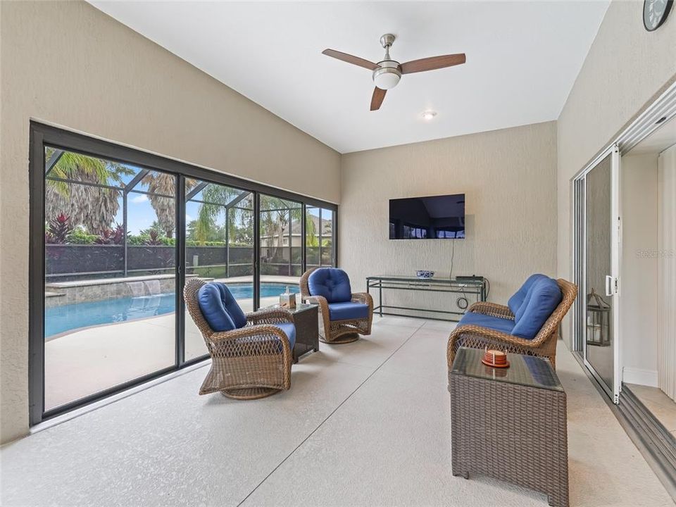 Active With Contract: $875,000 (4 beds, 2 baths, 2606 Square Feet)