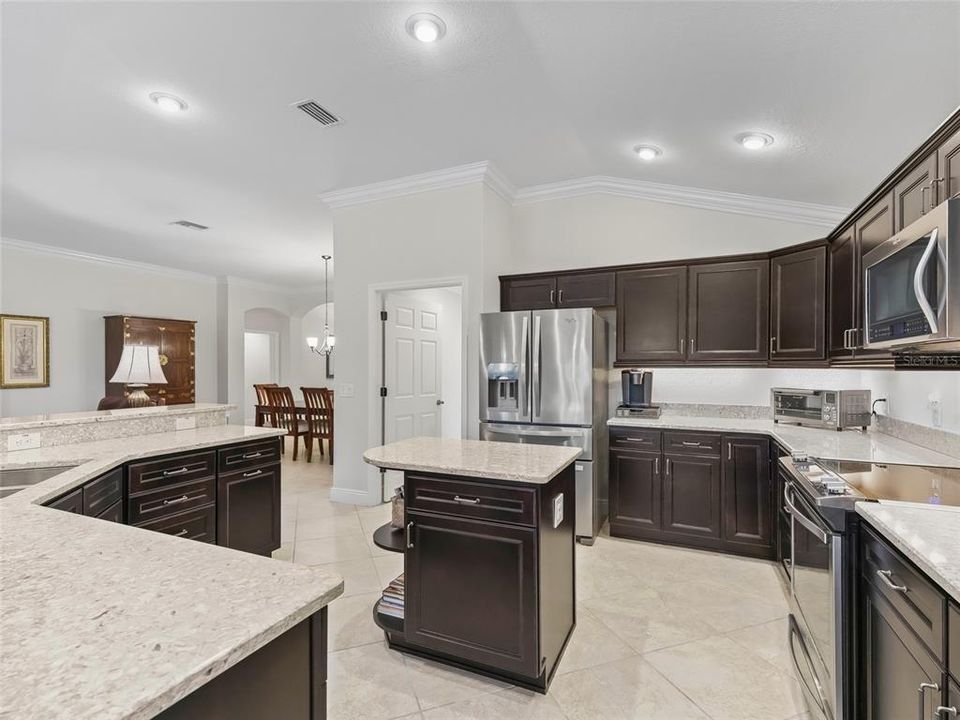 Active With Contract: $875,000 (4 beds, 2 baths, 2606 Square Feet)