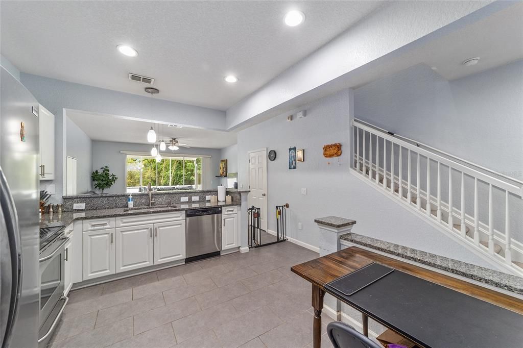 For Sale: $247,400 (3 beds, 2 baths, 1584 Square Feet)