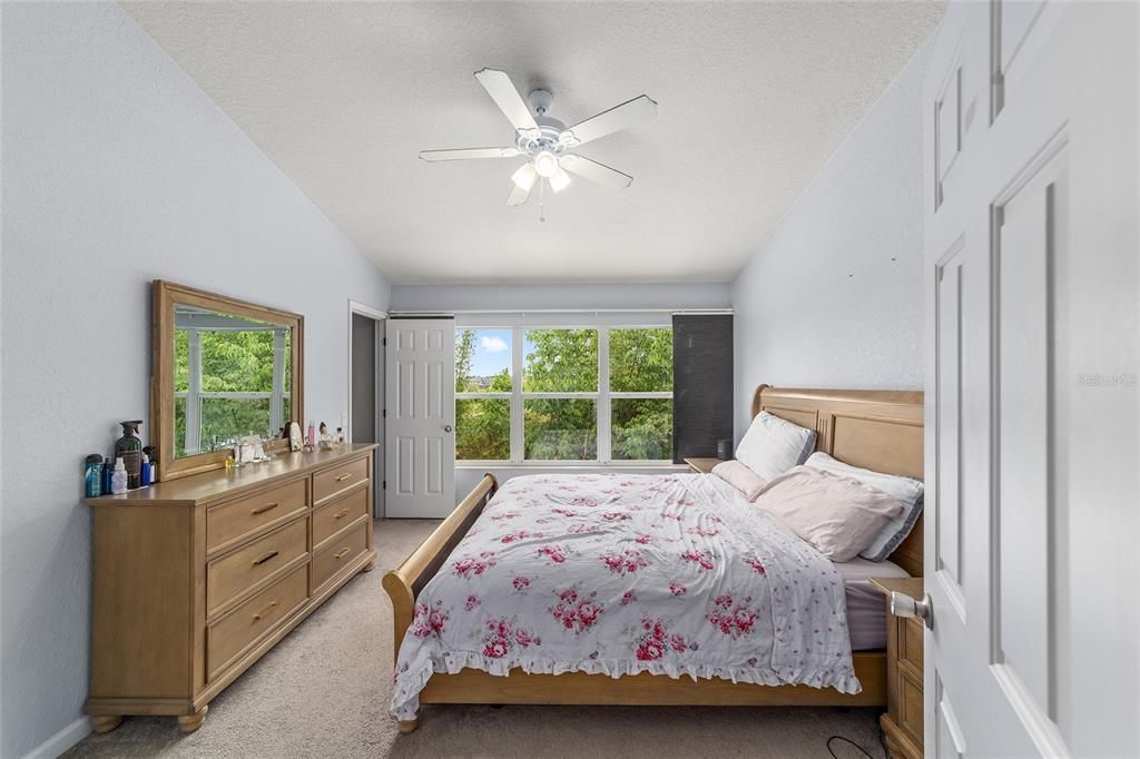 For Sale: $247,400 (3 beds, 2 baths, 1584 Square Feet)