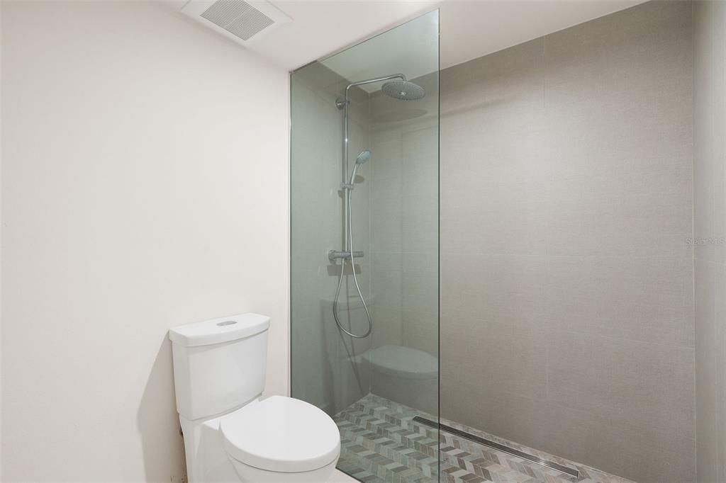 En Renta: $12,000 (2 camas, 2 baños, 1617 Pies cuadrados)