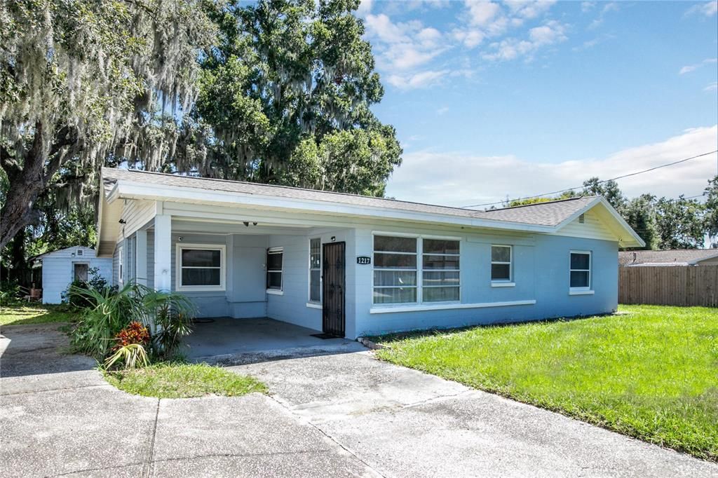 Active With Contract: $289,000 (3 beds, 2 baths, 1368 Square Feet)