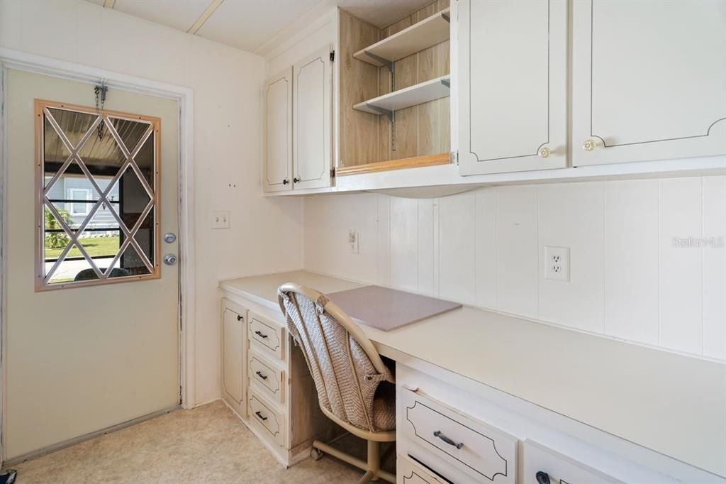 待售: $143,000 (2 贝兹, 2 浴室, 1300 平方英尺)