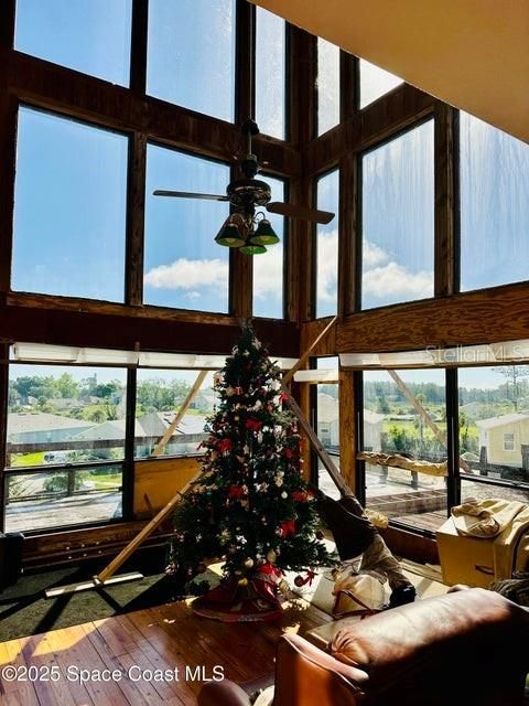 En Venta: $340,000 (4 camas, 3 baños, 2383 Pies cuadrados)