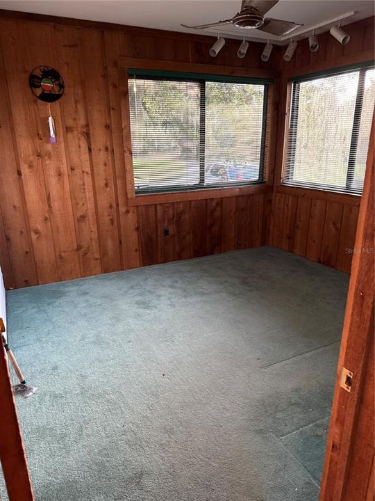 En Venta: $340,000 (4 camas, 3 baños, 2383 Pies cuadrados)