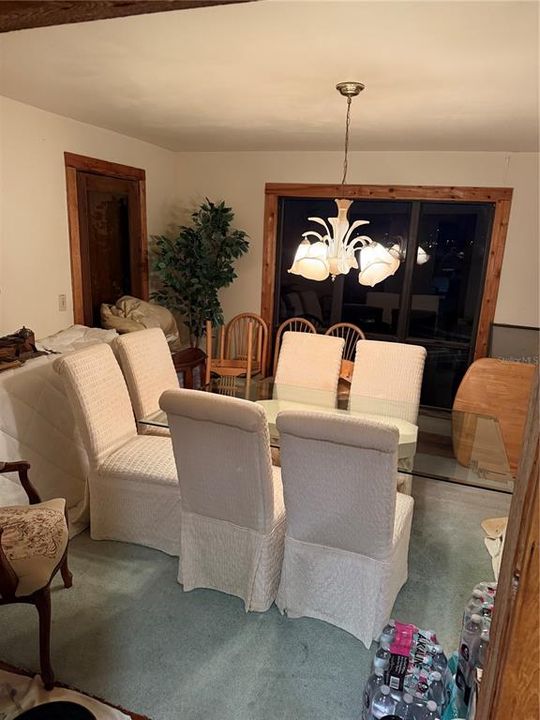 En Venta: $340,000 (4 camas, 3 baños, 2383 Pies cuadrados)