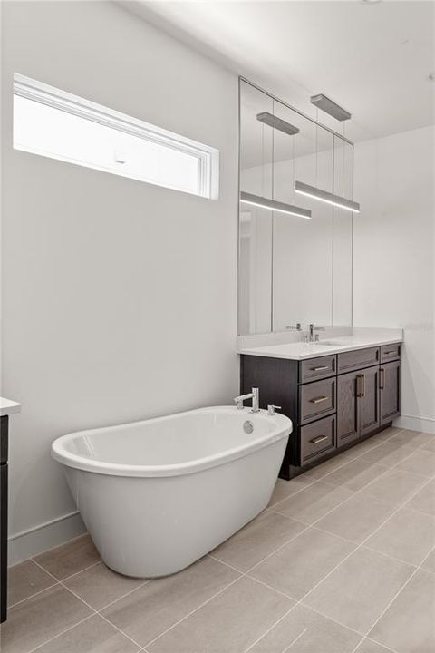 待售: $1,718,981 (4 贝兹, 4 浴室, 4263 平方英尺)