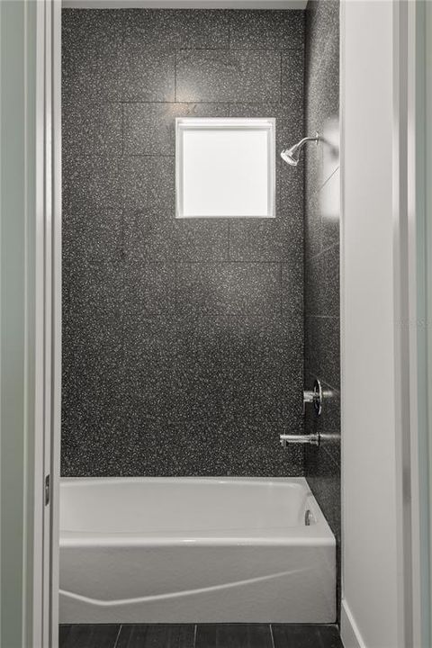 待售: $1,718,981 (4 贝兹, 4 浴室, 4263 平方英尺)