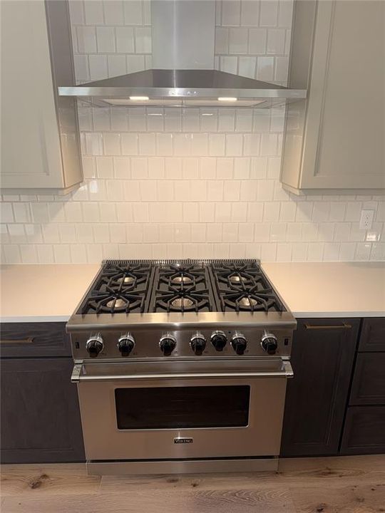 待售: $1,718,981 (4 贝兹, 4 浴室, 4263 平方英尺)