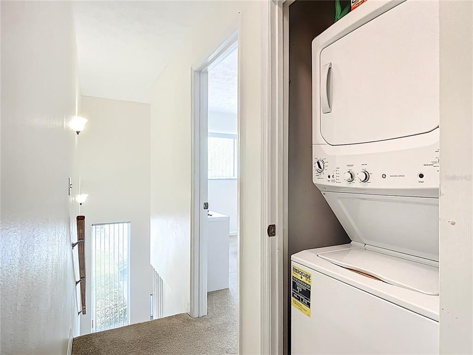 待售: $335,000 (2 贝兹, 2 浴室, 1080 平方英尺)