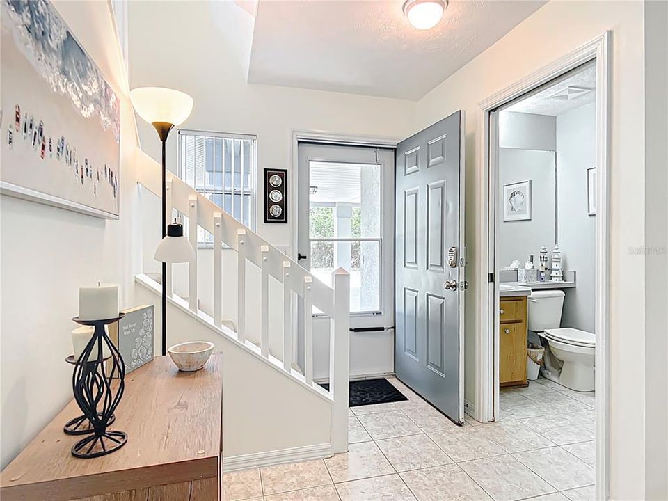 待售: $335,000 (2 贝兹, 2 浴室, 1080 平方英尺)