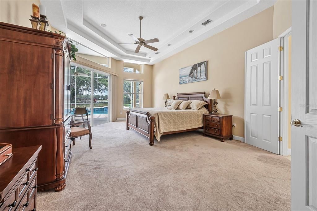 For Sale: $1,100,000 (4 beds, 4 baths, 4208 Square Feet)