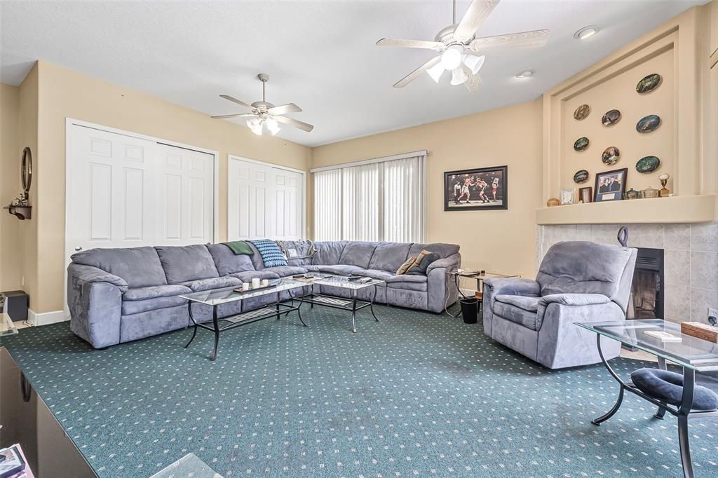 For Sale: $1,100,000 (4 beds, 4 baths, 4208 Square Feet)