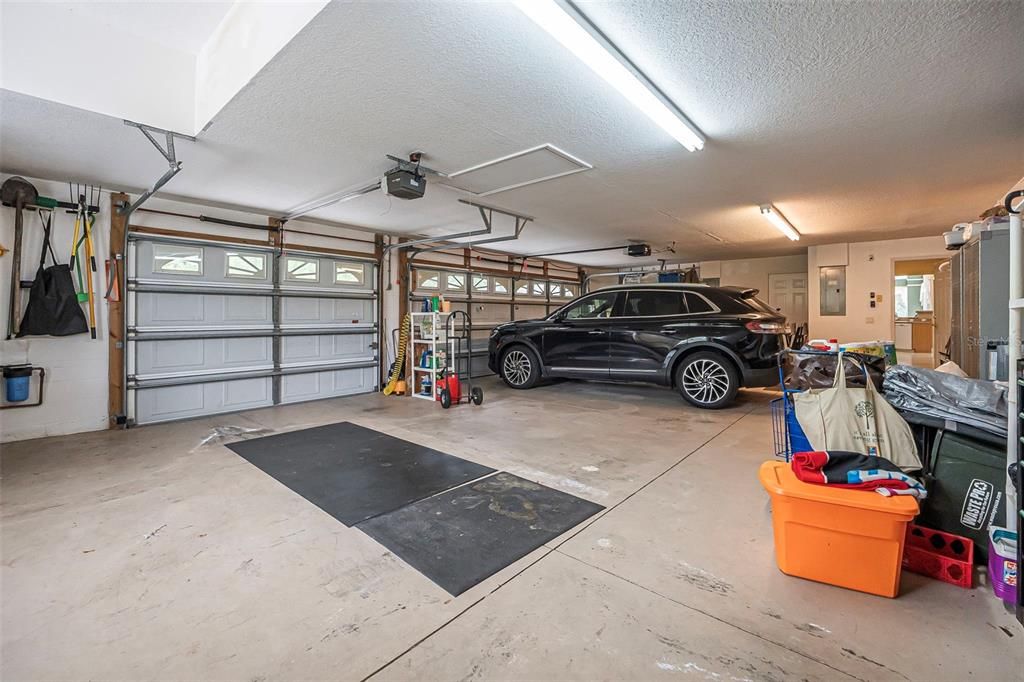 For Sale: $1,100,000 (4 beds, 4 baths, 4208 Square Feet)