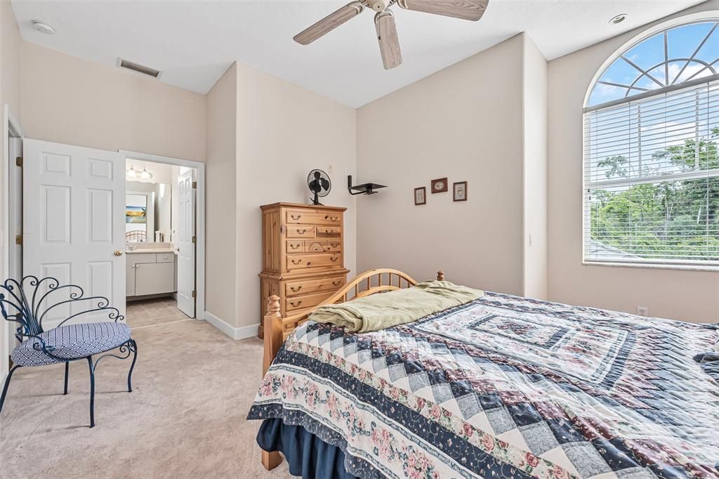 For Sale: $1,100,000 (4 beds, 4 baths, 4208 Square Feet)