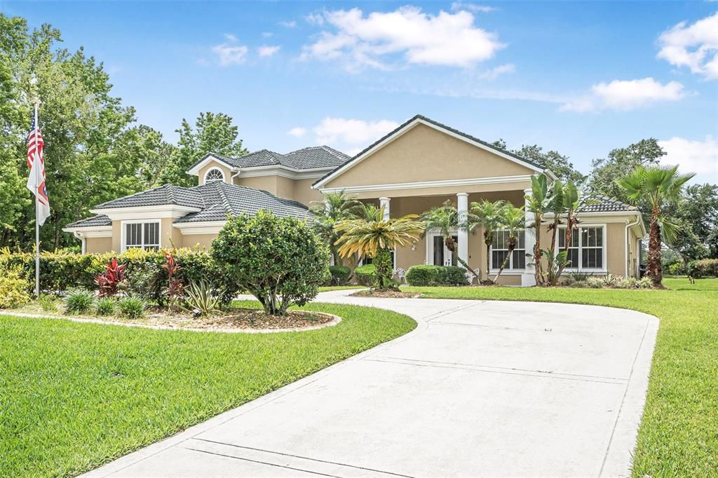 For Sale: $1,100,000 (4 beds, 4 baths, 4208 Square Feet)