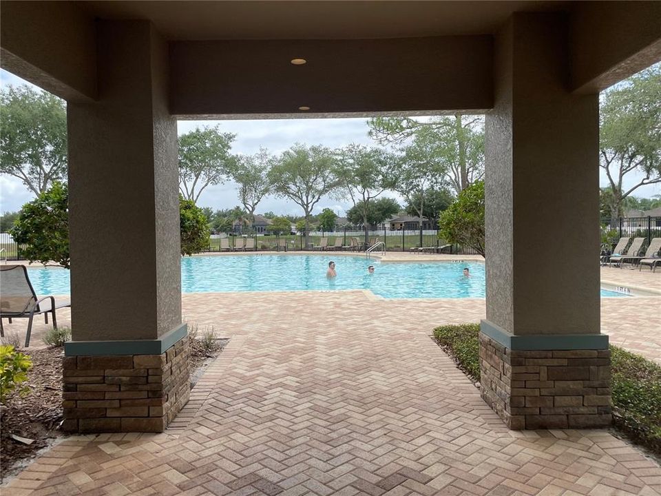 For Rent: $2,200 (4 beds, 2 baths, 1891 Square Feet)