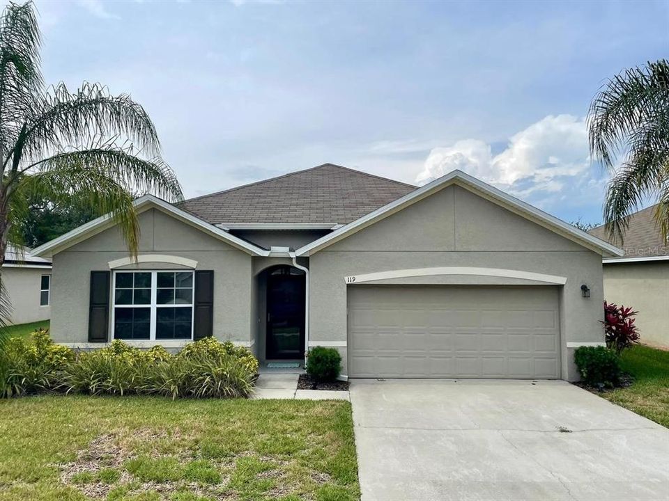 En Venta: $350,000 (4 camas, 2 baños, 2232 Pies cuadrados)