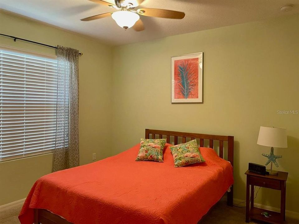 En Venta: $350,000 (4 camas, 2 baños, 2232 Pies cuadrados)