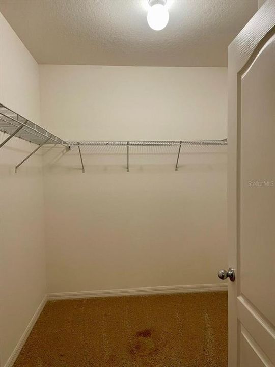 En Venta: $350,000 (4 camas, 2 baños, 2232 Pies cuadrados)