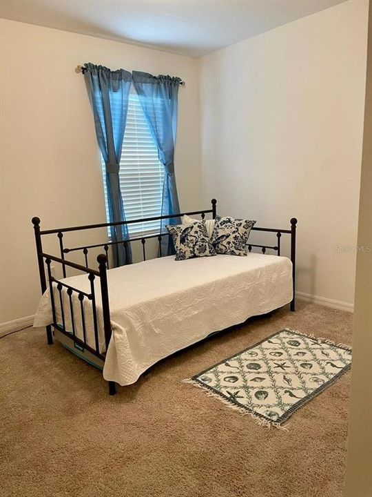 En Venta: $350,000 (4 camas, 2 baños, 2232 Pies cuadrados)