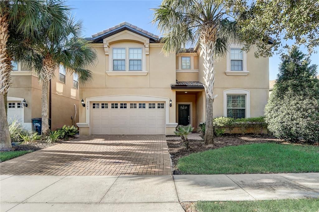 Recently Sold: $650,000 (9 beds, 6 baths, 4391 Square Feet)