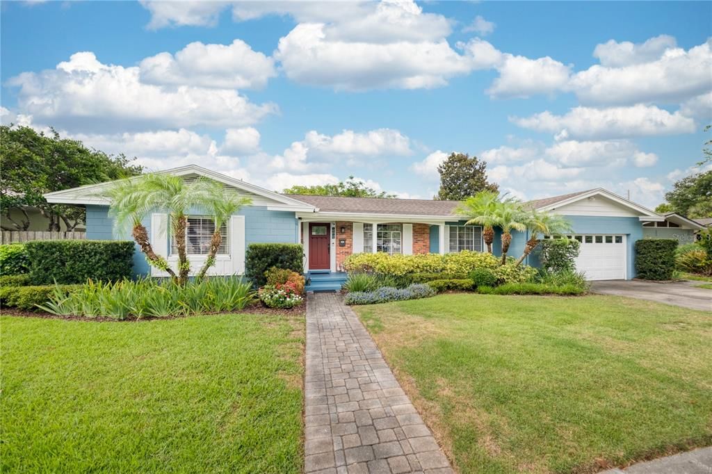 Vendido Recientemente: $598,500 (2 camas, 2 baños, 1678 Pies cuadrados)