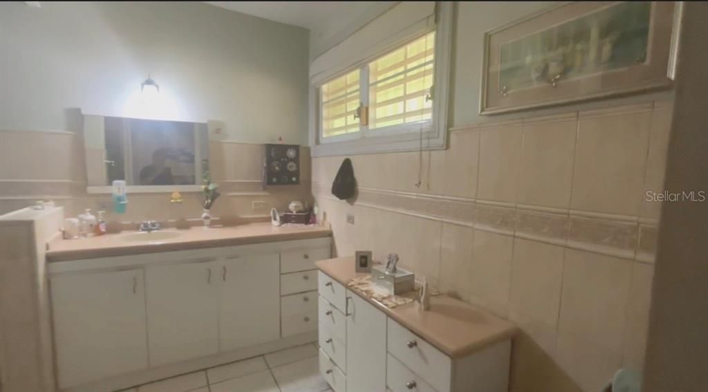 待售: $500,000 (3 贝兹, 3 浴室, 2525 平方英尺)