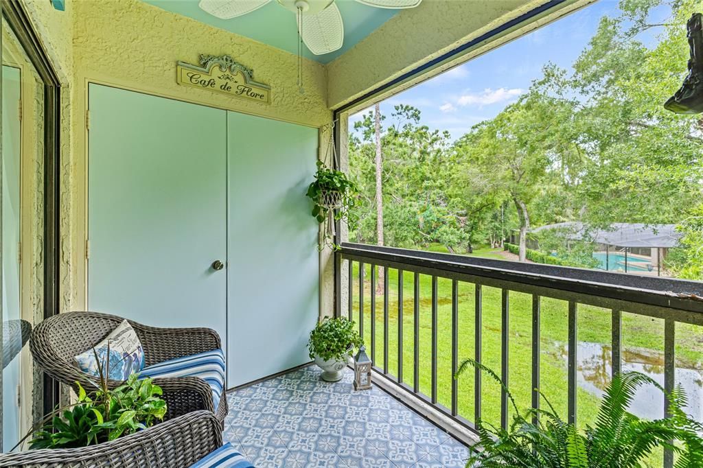 Active With Contract: $179,000 (2 beds, 2 baths, 1155 Square Feet)