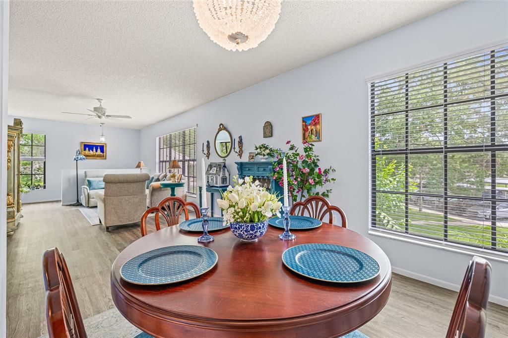 Active With Contract: $179,000 (2 beds, 2 baths, 1155 Square Feet)