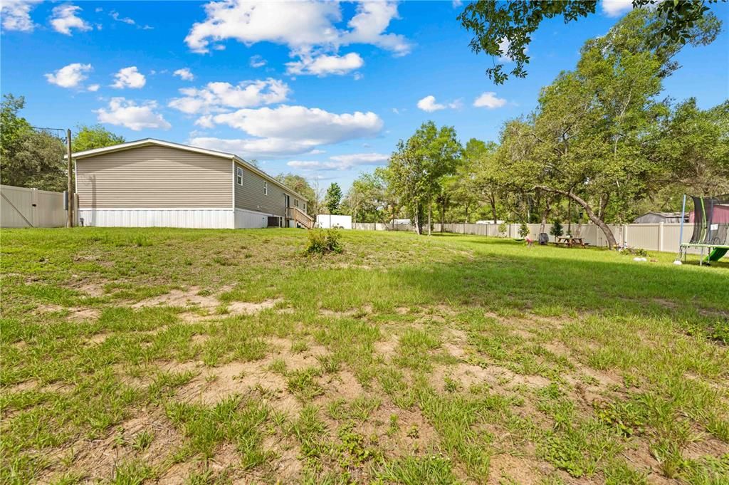 For Sale: $325,000 (4 beds, 2 baths, 1768 Square Feet)