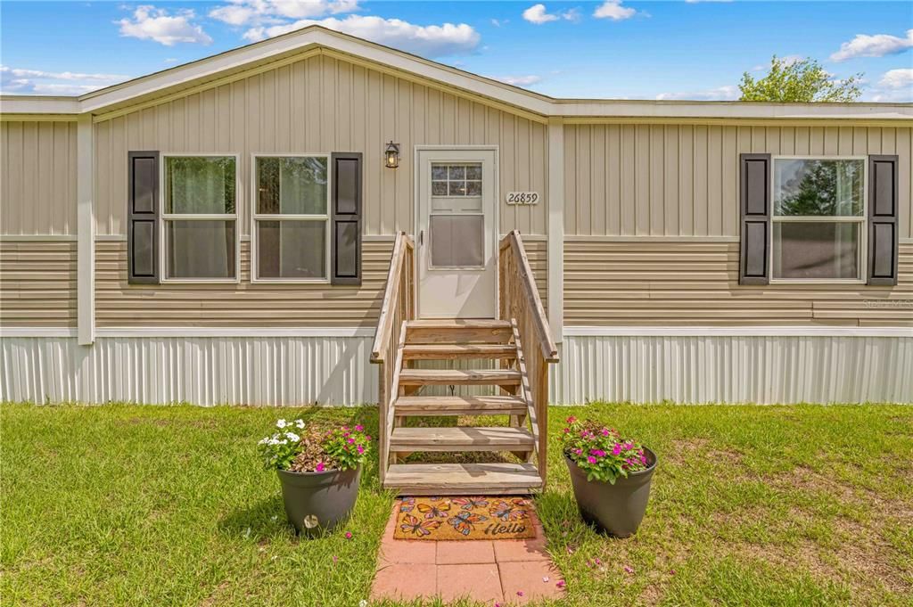 For Sale: $325,000 (4 beds, 2 baths, 1768 Square Feet)