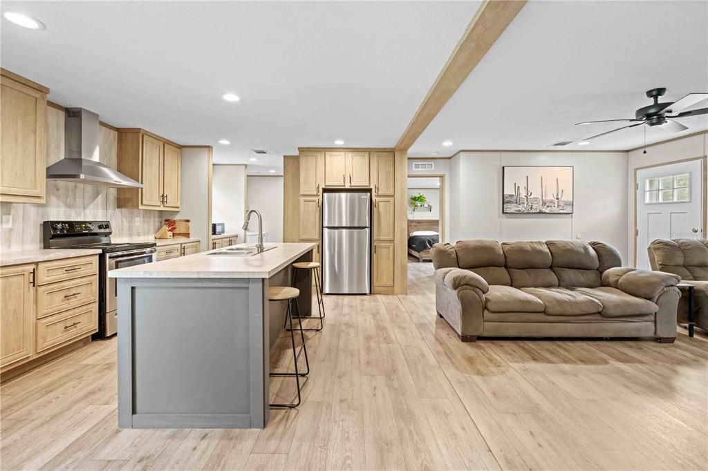 For Sale: $325,000 (4 beds, 2 baths, 1768 Square Feet)