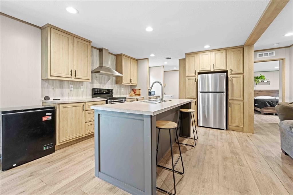 For Sale: $325,000 (4 beds, 2 baths, 1768 Square Feet)