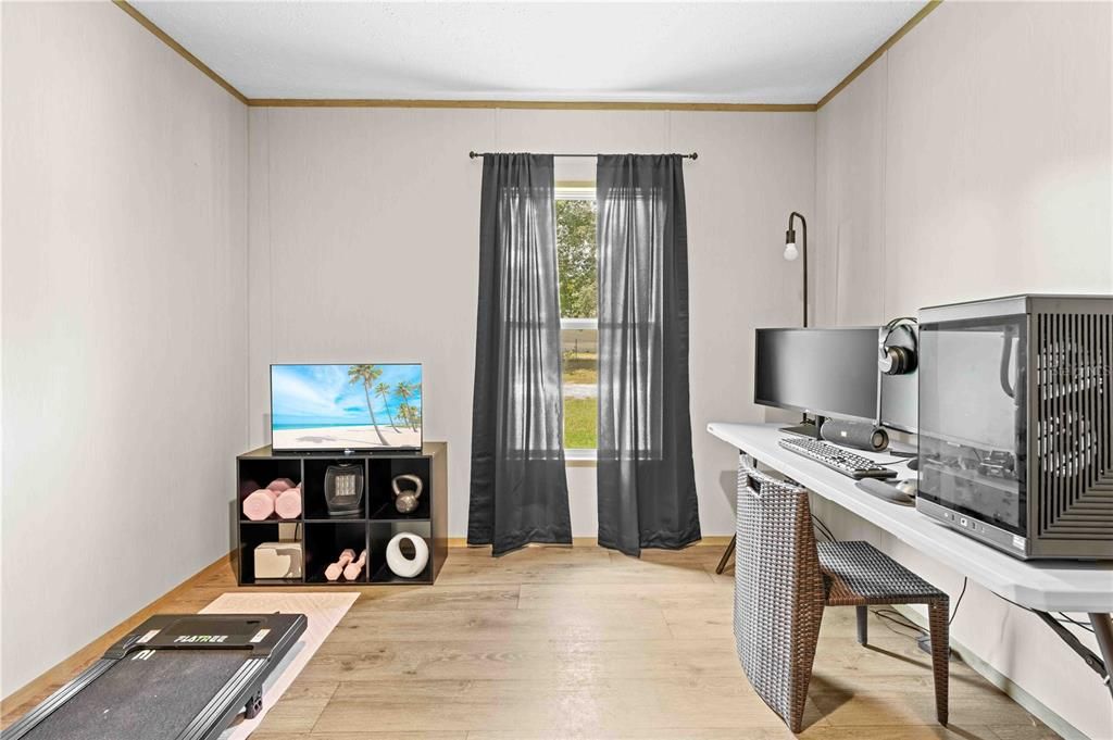 For Sale: $325,000 (4 beds, 2 baths, 1768 Square Feet)