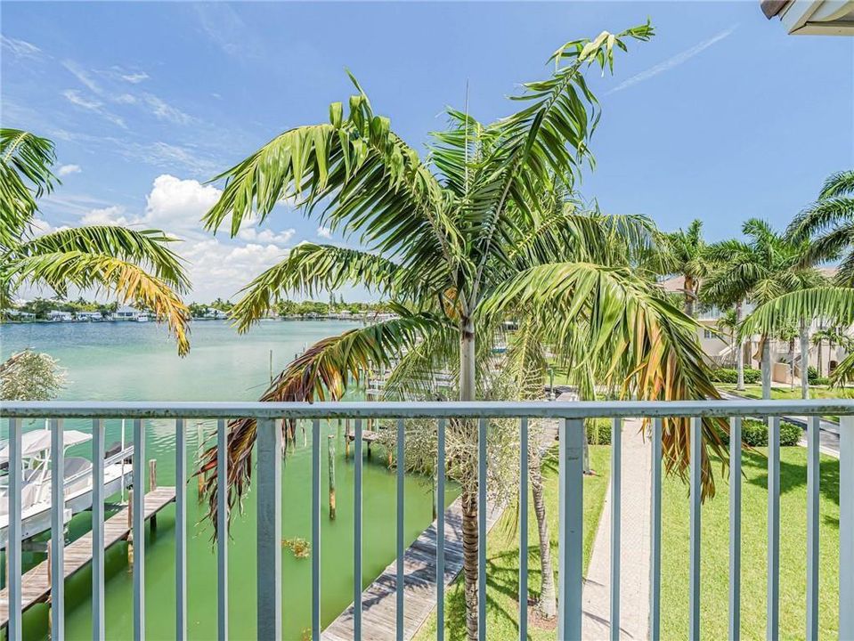 For Rent: $5,000 (3 beds, 3 baths, 1517 Square Feet)