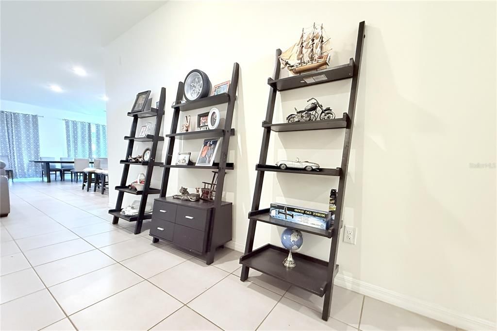 For Sale: $368,000 (4 beds, 2 baths, 2046 Square Feet)