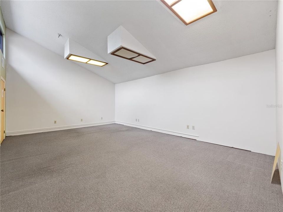 На продажу: $99,600 (0 спален, 0 ванн, 6133 Квадратных фут)