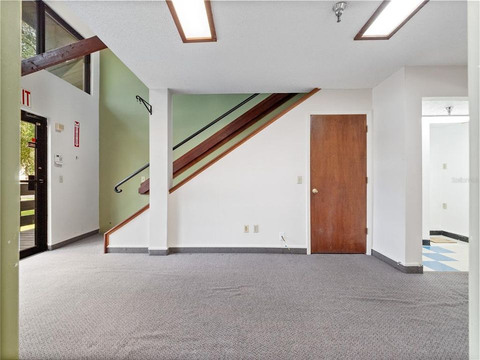 На продажу: $99,600 (0 спален, 0 ванн, 6133 Квадратных фут)